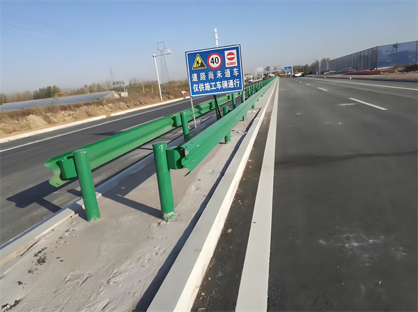 渭南公路护栏守护安全横跨多个行业的应用